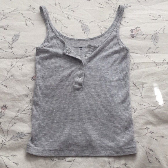 Brandy Melville Tops - Brandy Melville Cropped Grey Tank